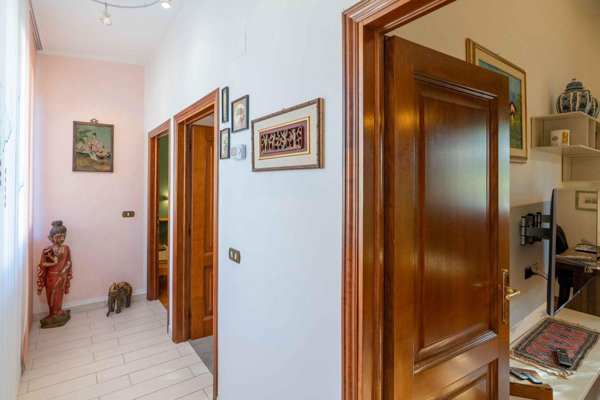 דירות פיומבינו Sunny Courtyard מראה חיצוני תמונה